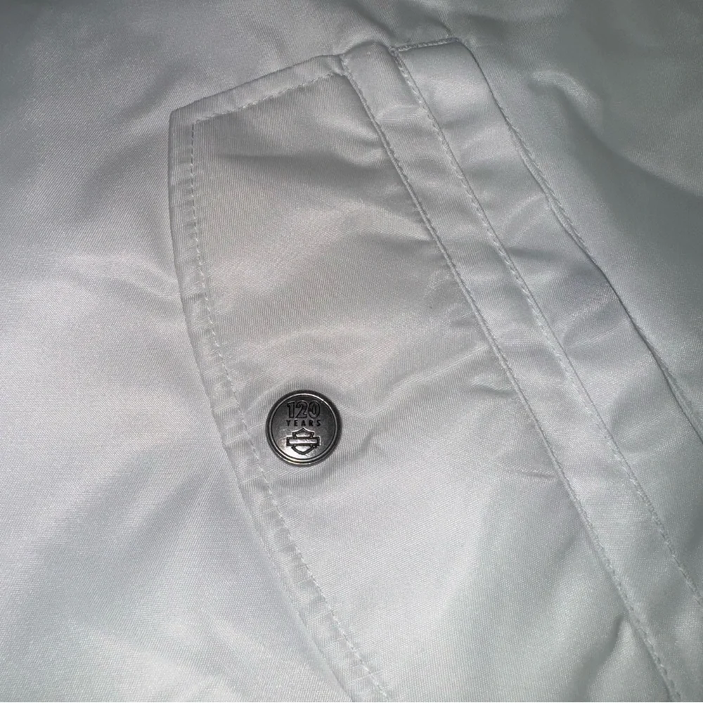NEW Harley Davidson Women's Bomber Jacket 120th Anniversary 2XL 2X-Large White - Picture 4 of 9